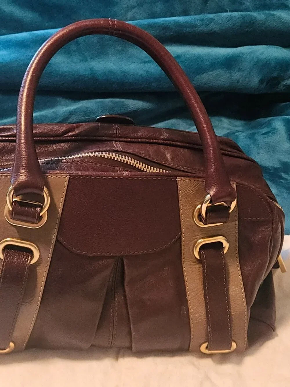 Authentic Marc Jacobs Italy Leather lined handbag